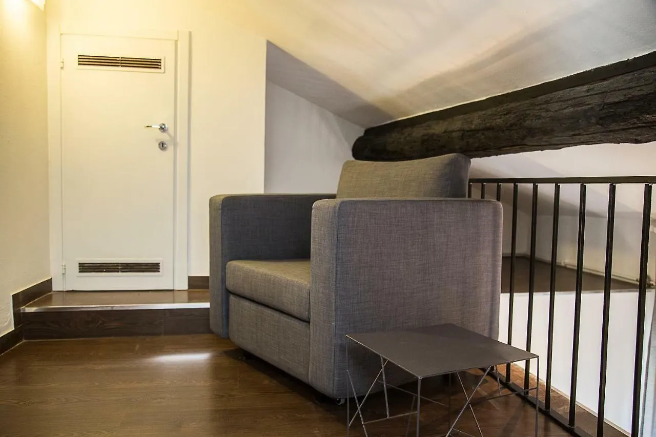 Industrial Apartment Near Duomo Μιλάνο